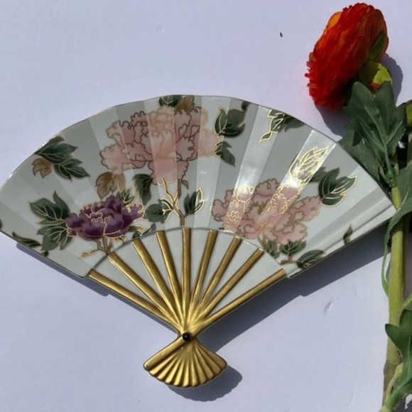 Amazon.com: HQZ Purple Party Hanging Paper Fans DIY Set  Vintage Pink and Purple Floral Accent Fan Decor